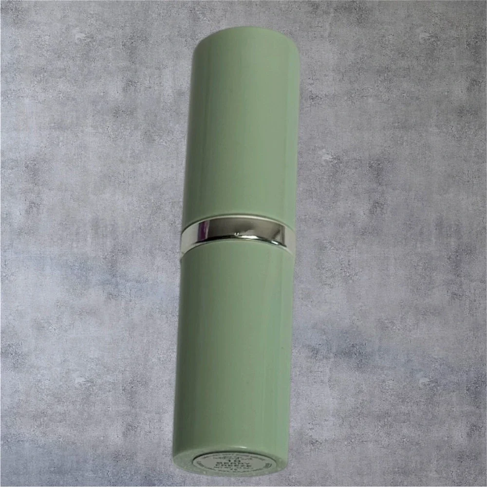 Clinique Lipstick Women 0.14oz Berry Freeze 10 Long Last Soft Shine Green‎ Tube